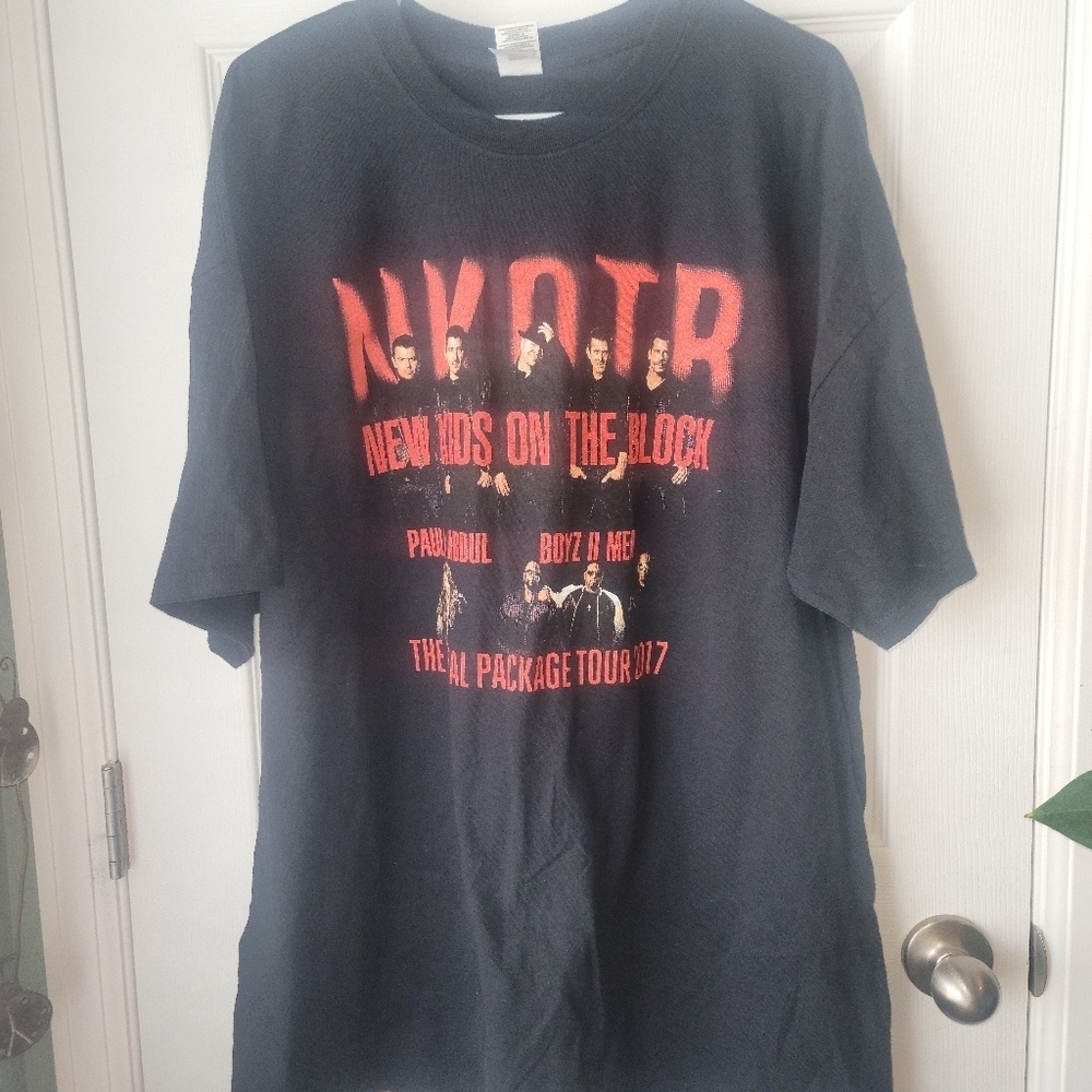NEW KIDS ON THE BLOCK TOTAL PACKAGE TOUR 2017/Boyz 2 Men/Paula Abdul SZ 2XL 1